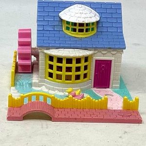 Polly Pocket Grandma's Watermill Cottage 1994
